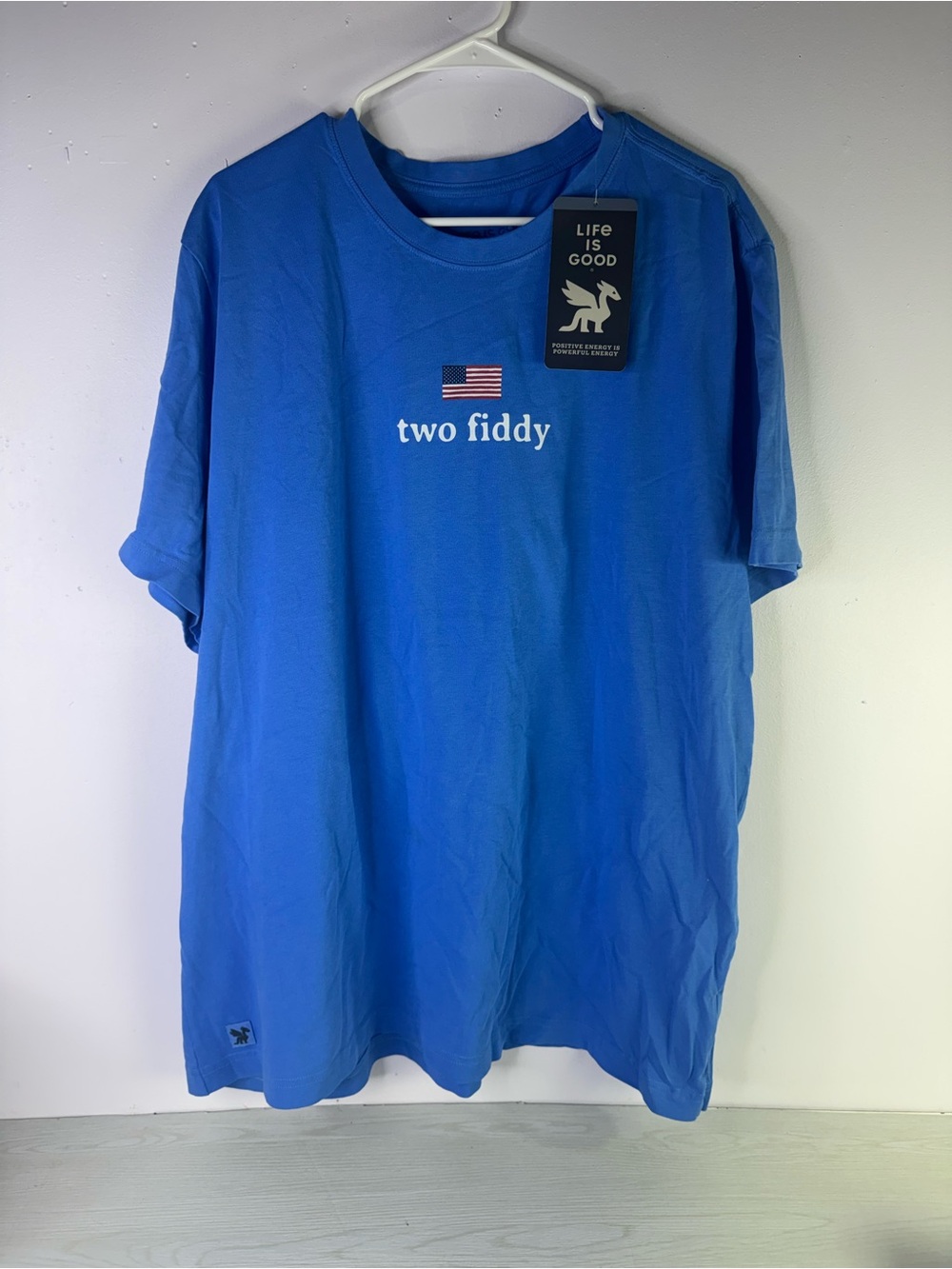 Life is Good Mens XXL blue American flag and the phrase "two fiddy" T-shirt